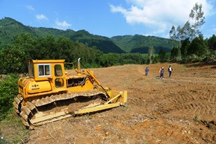 Land clearing in Nghe An Province